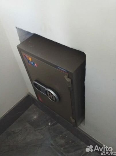 Сейф Valberg FRS-49 EL