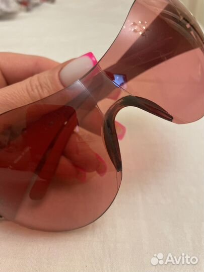 Солнцезащитные очки женские брендовые