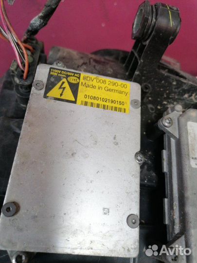 Фара ксеноновая передняя правая Mercedes Benz R