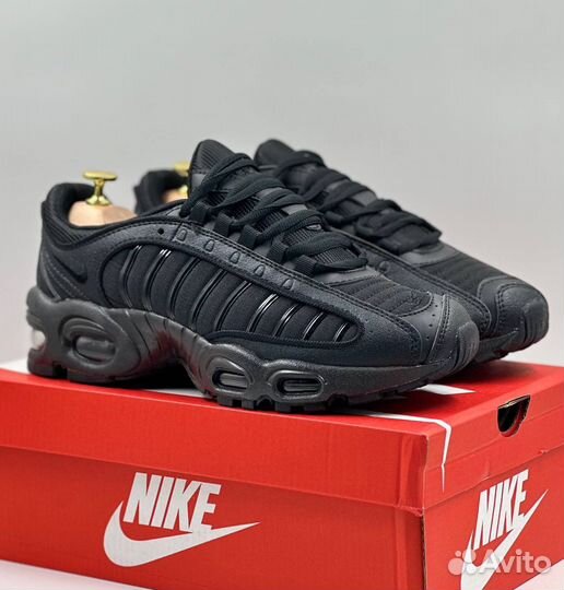 Кроссовки Nike Air Max Tailwind