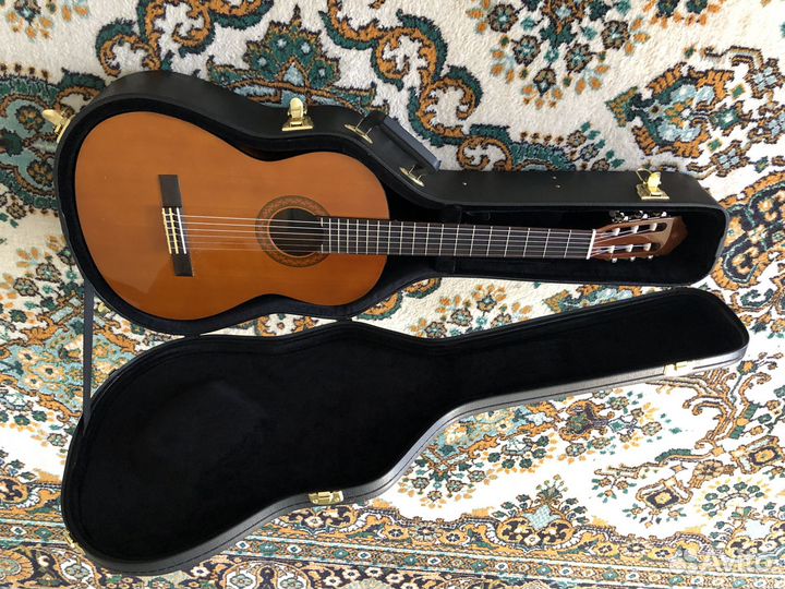 Классическая гитара yamaha c40