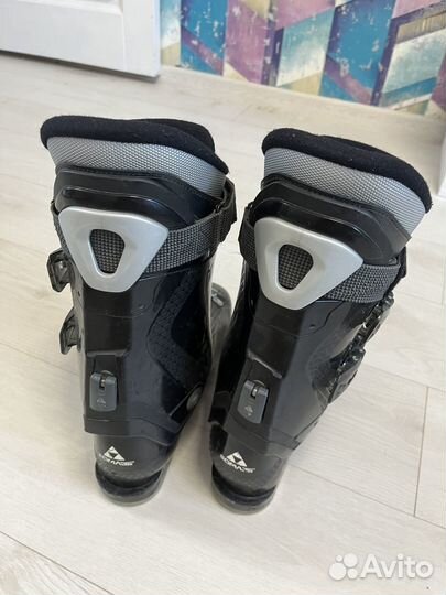 Горнолыжные ботинки