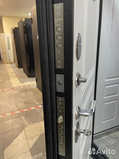 Дверь входная