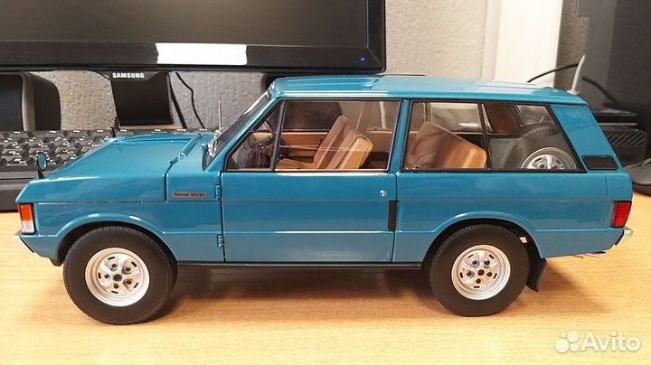 Range Rover Almost Real 1:18