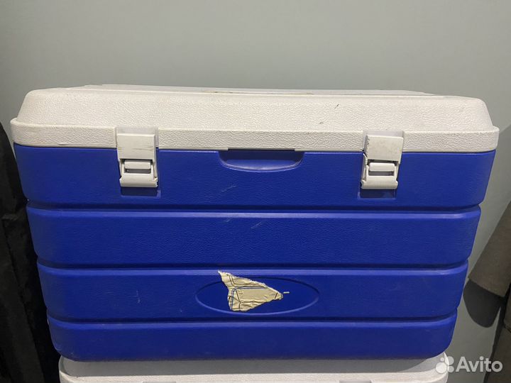 Изотермический контейнер Kelli KL-1901-85 85 л