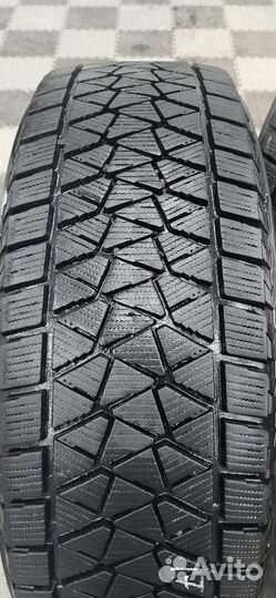 Bridgestone Blizzak DM-V2 225/65 R17 102Q