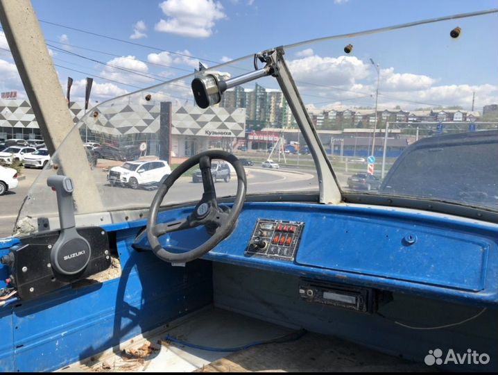 Лодка Обь-м