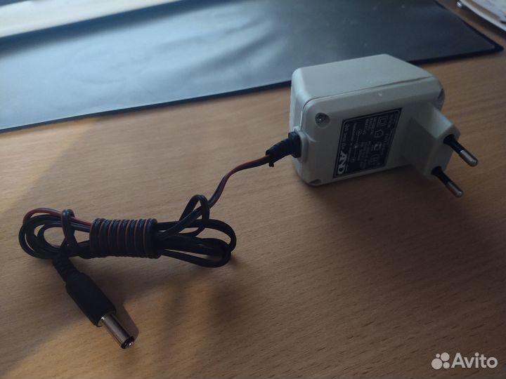 Блок питания мегарон 6 В, 500 мА AC-220-S-6-500