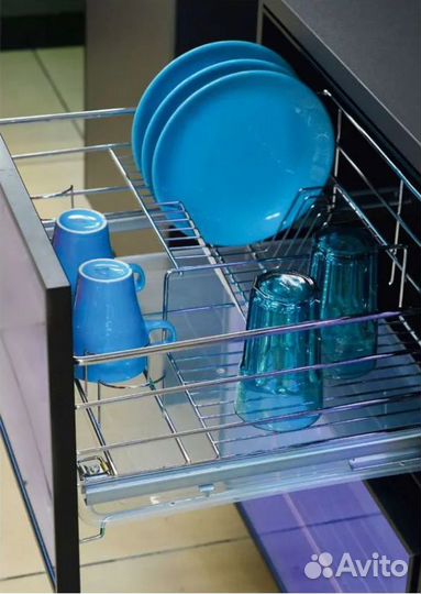 Сушка выкатная с поддоном в нижнюю базу 600 мм