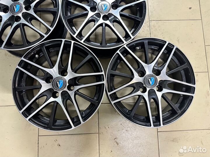 Литые диски r14 на Ваз LADA 4x98