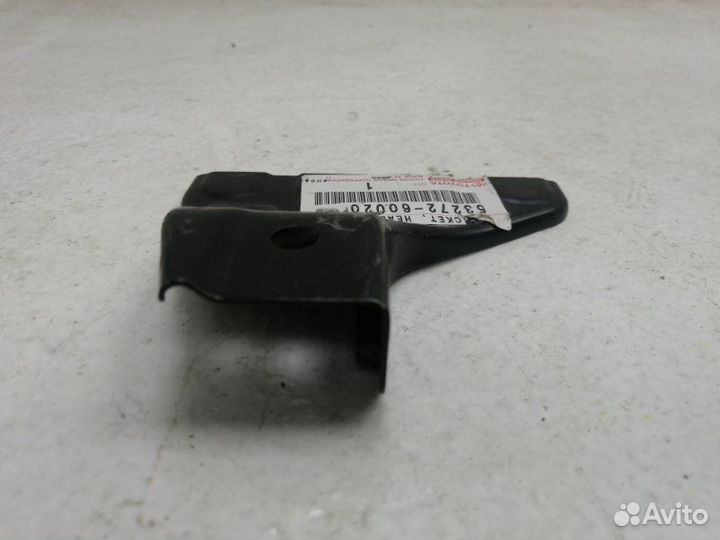 Крепление фары левое Toyota Land Cruiser 200 2008