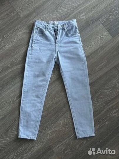 Джинсы женские