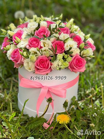 Роза в коробке, пионы, гартензии