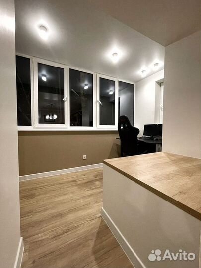 Остекление и отделка балконов / лоджий современно