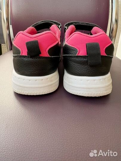 Кроссовки на девочку 35 размер