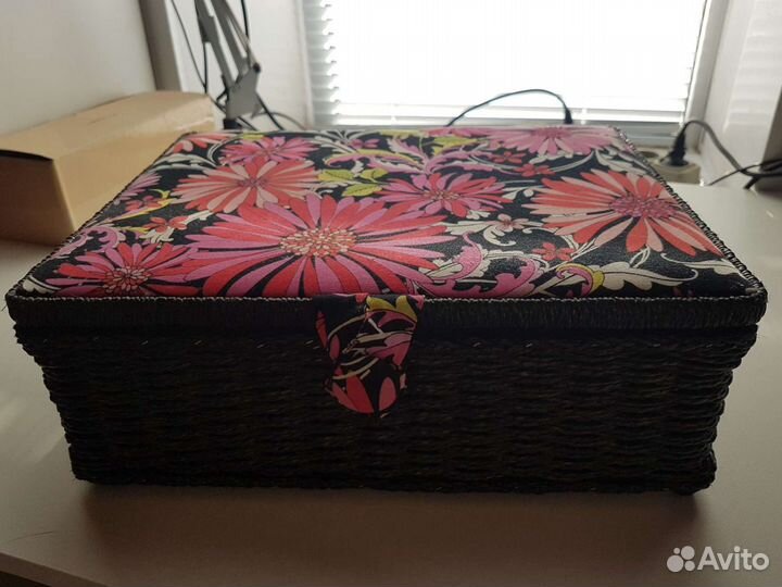 Шкатулка для швейных принадлежностей