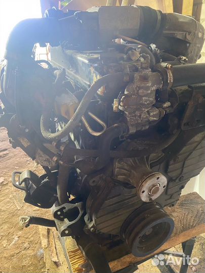 Двигатель на isuzu 4JB1т