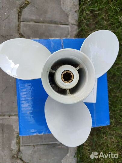 Гребной винт шаг 11 yamaha 9.9-20