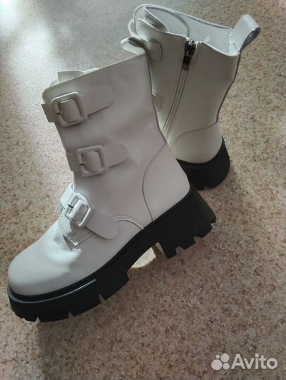 Ботинки женские