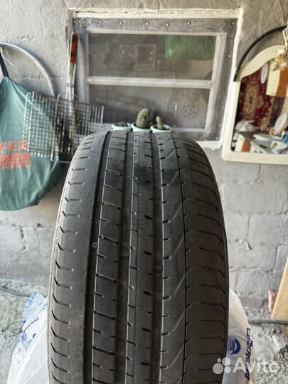 Pirelli P Zero 255/40 R18 и 285/35 R18 99Y