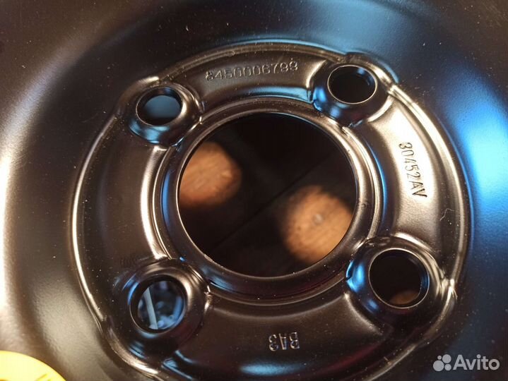 Оригинальный штамп диск LADA Renault ваз R15