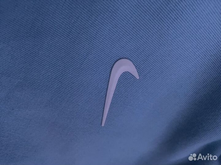 Продается кофта Nike Tech Fleece