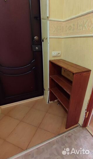 Полка для обуви в коридор