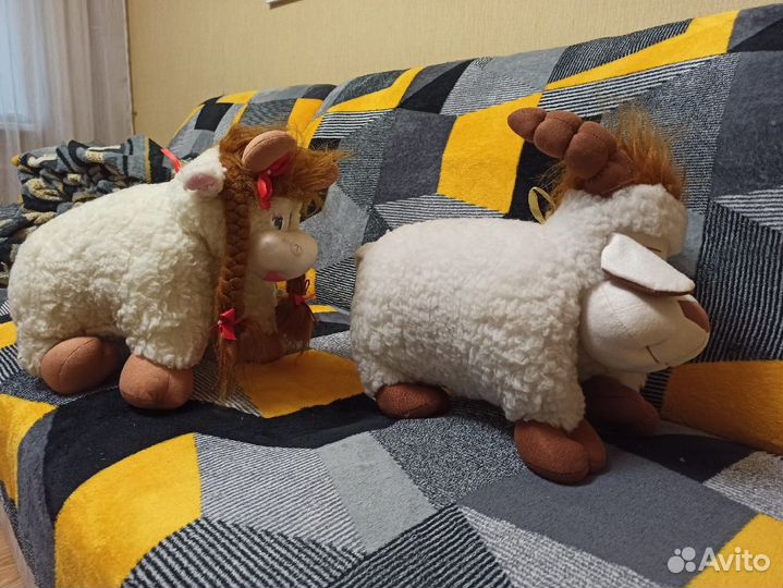 Диванные подушки из натуральной шерсти