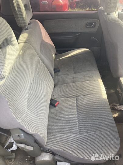 Mitsubishi space wagon 1997 год салон