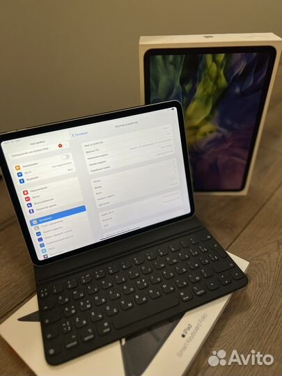 Apple iPad Pro 11 2020+Apple Keyboard