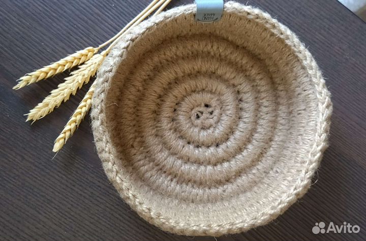 Джутовая корзинка