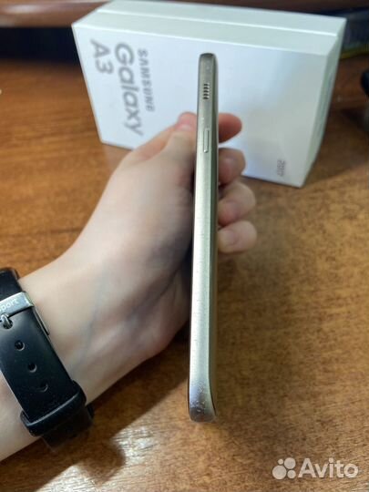 Samsung Galaxy A3 (2017) SM-A320F/DS, 2/16 ГБ