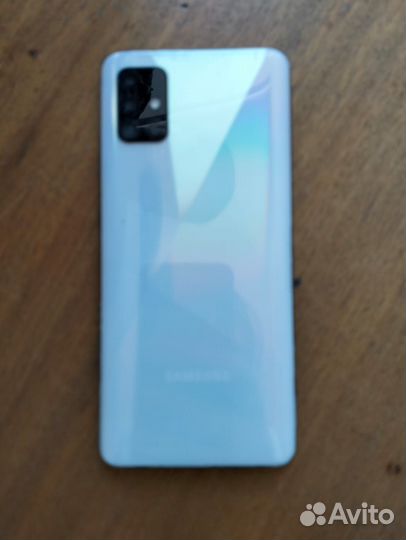 Samsung Galaxy A51, 4/64 ГБ