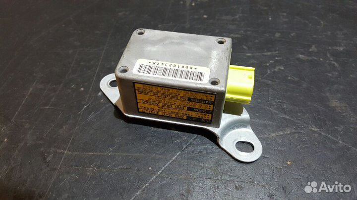 Датчик airbag Subaru Forester SG EJ205 04