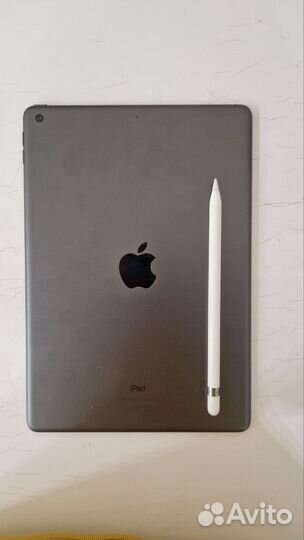 Планшет Apple iPad + Apple Pencil