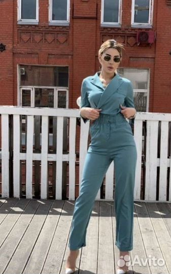 Комбинезон женский офисный