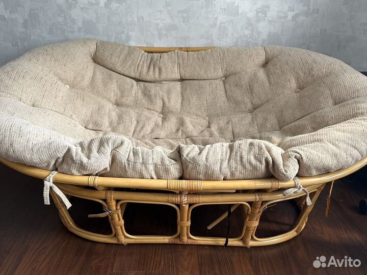 Лежак из ротанга