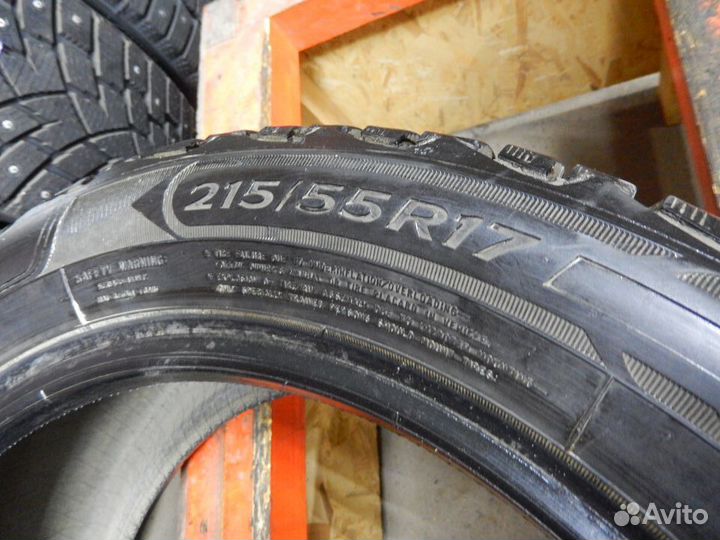 Dunlop Ice Touch 215/55 R17