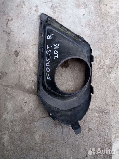 Subaru Forester 2016 правая накладка птф