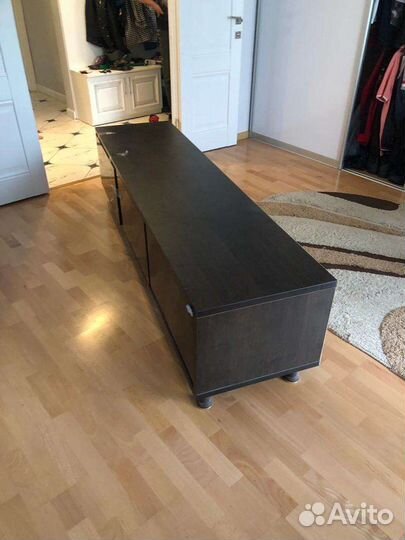 Тумбочка под телевизор