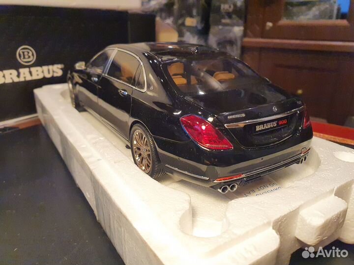 1:18 Almost Real Brabus 900 Mercedes-Maybach Black