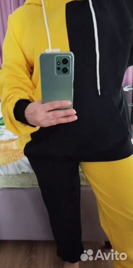 Спортивный костюм женский новый 48