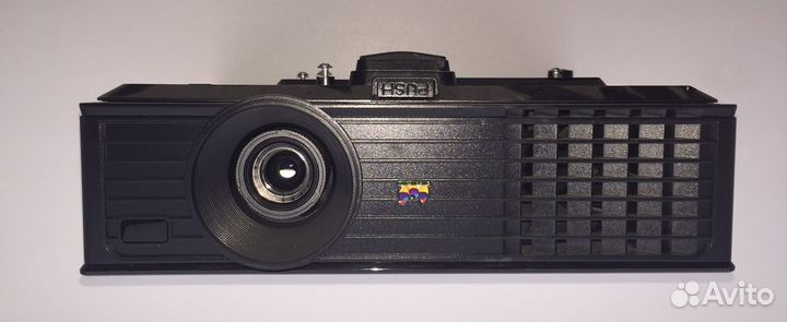 Проектор с экраном