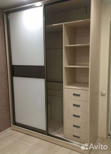 Шкаф стенка