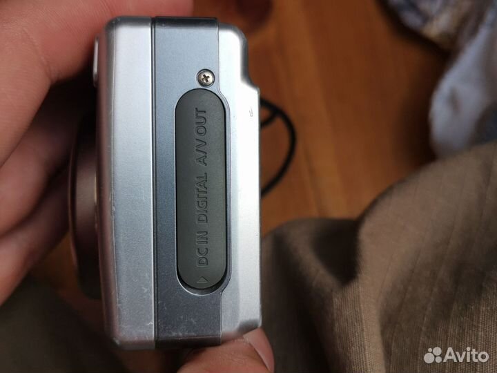 Цифровая фотокамера Canon 