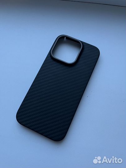 Чехол из кевлара на iPhone 14pro