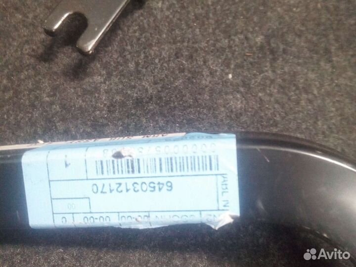 Петля крышки багажника Corolla E150