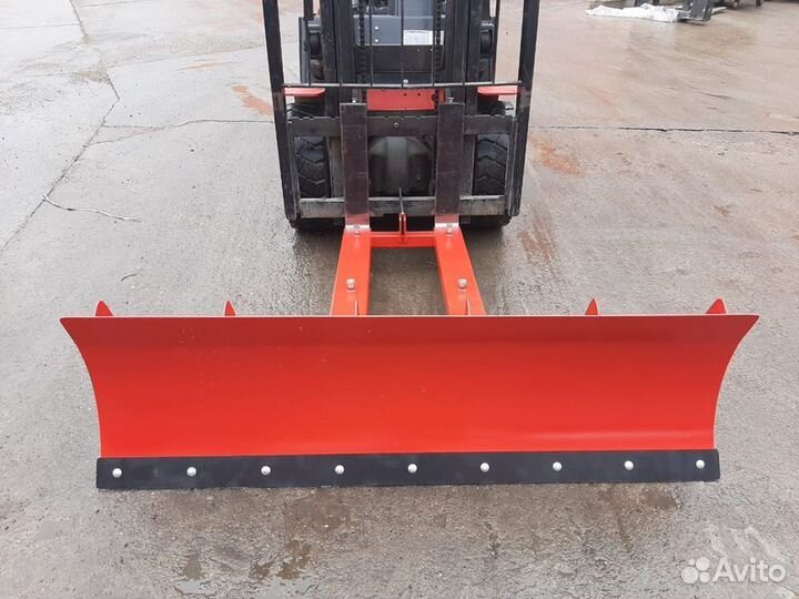 Отвал на вилочный погрузчик 2 м