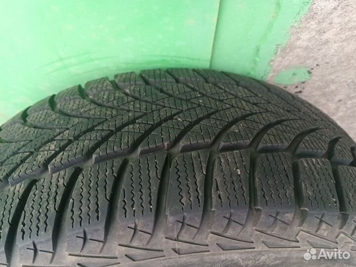 Goodyear UltraGrip Ice 2 235/55 R18 T