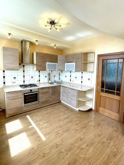 3-к. квартира, 74,7 м², 4/4 эт.